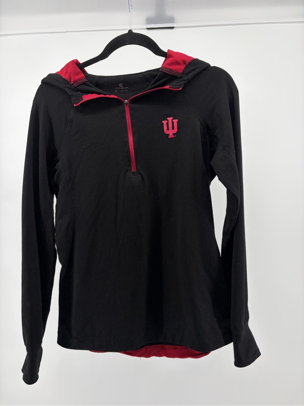 Colosseum Indiana Hoosiers 1/4 Zip Pullover, Long Sleeve Hoody, Size Large